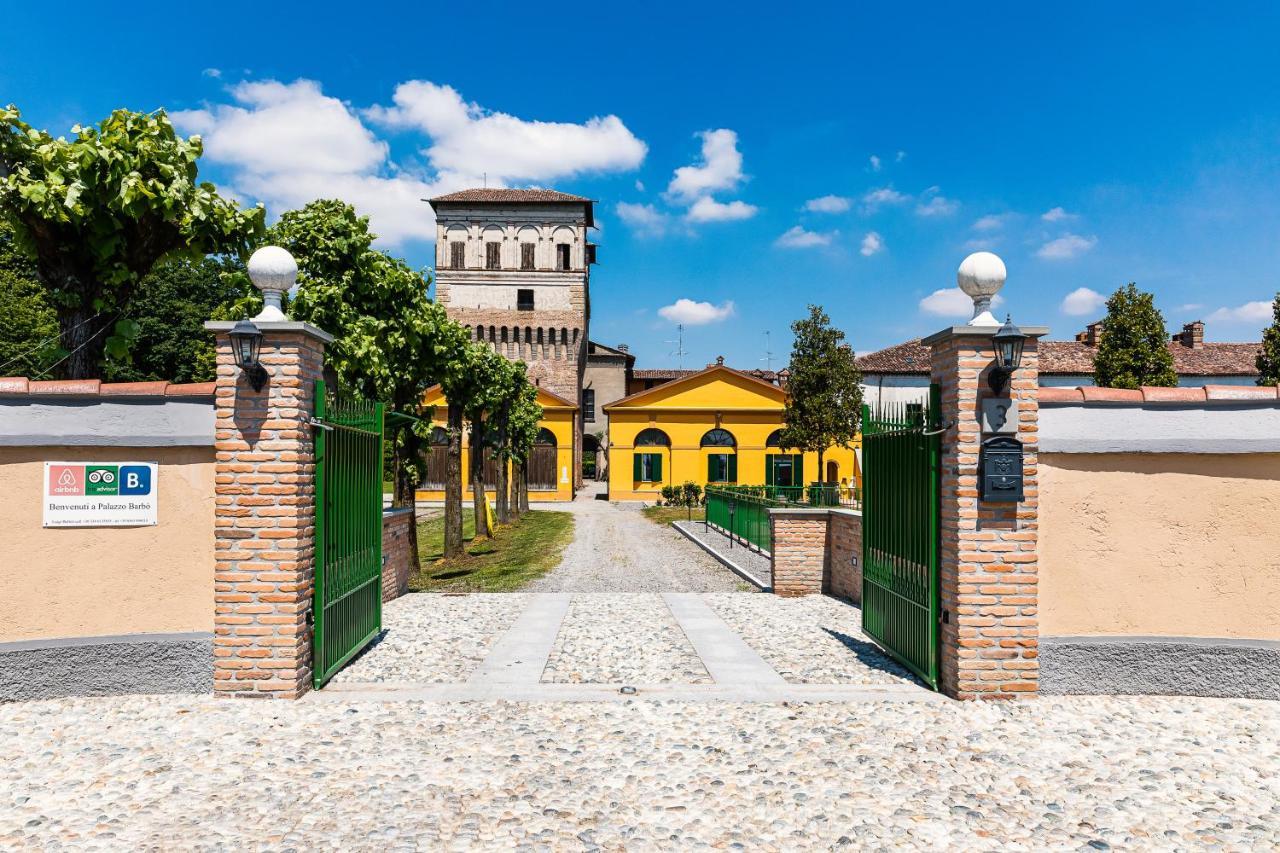 Palazzo Barbo Apartment Pumenengo Exterior photo