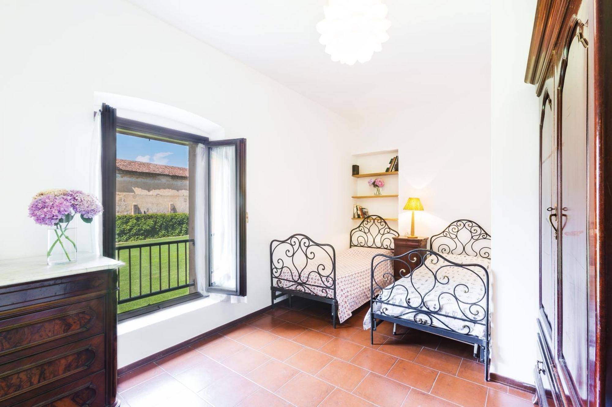 Palazzo Barbo Apartment Pumenengo Room photo